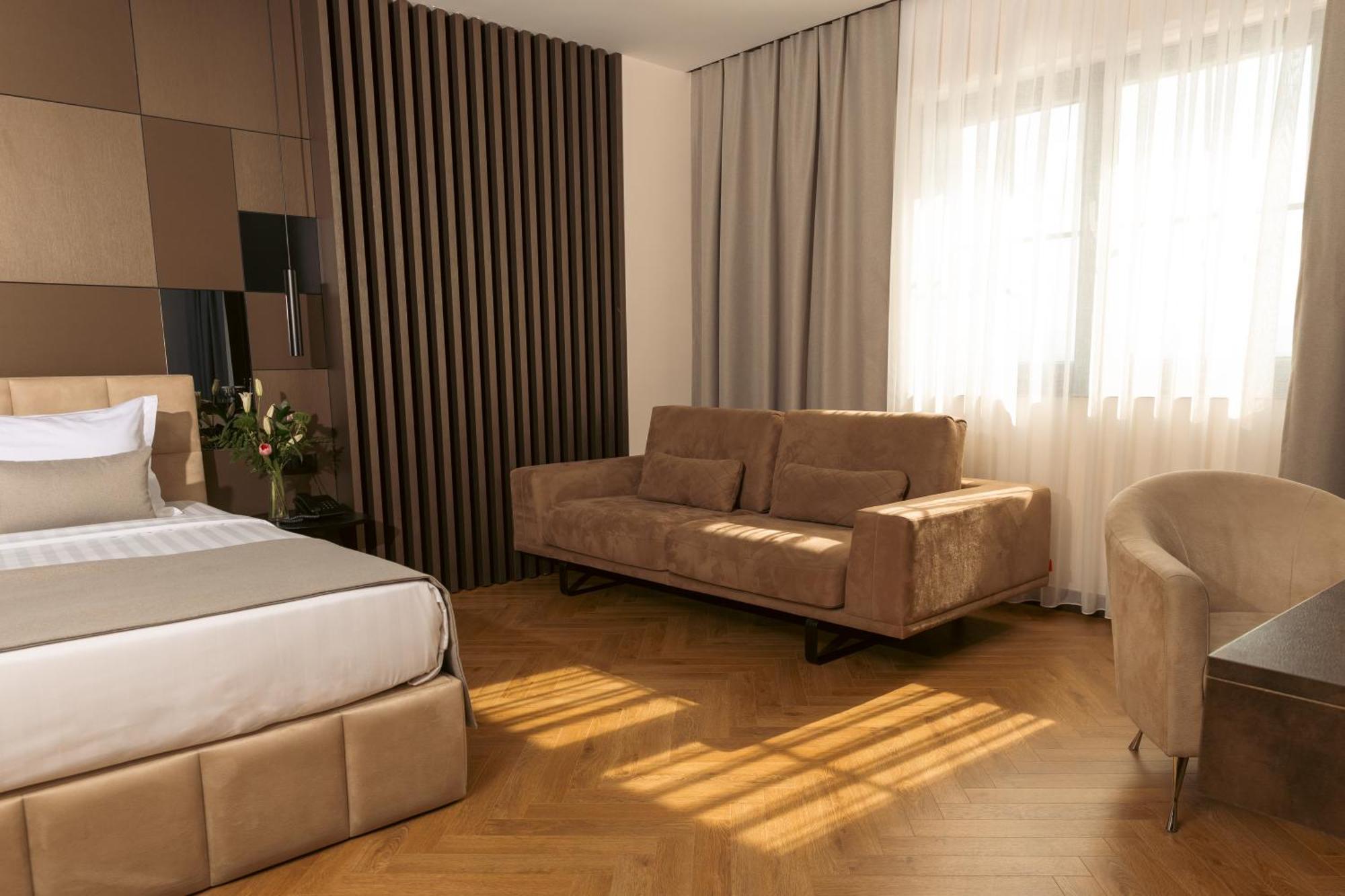 Venus Hotel Lipjan Zewnętrze zdjęcie