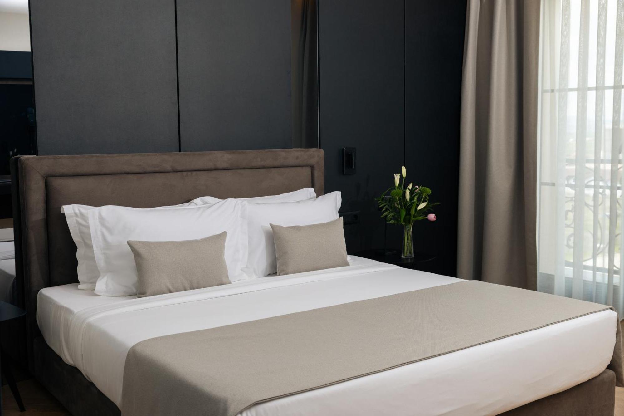 Venus Hotel Lipjan Zewnętrze zdjęcie